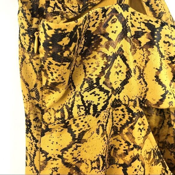 Current Air Yellow Snakeprint Wide Leg Jumpsuit M - Picture 8 of 12